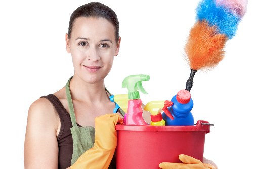 Washroom and kitchen cleaning for an office in N6